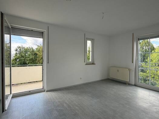 Wohnung zur Miete nur mit Wohnberechtigungsschein 466 € 3 Zimmer 67,1 m² 2. Geschoss frei ab 01.10.2026 Raiffeisenstraße 5 a Amberg Amberg 92224