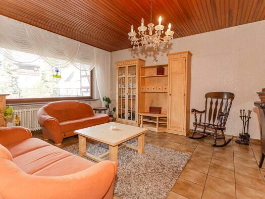 Haus zum Kauf 175.000 € 5 Zimmer 159 m² 487 m² Grundstück Ellenz Ellenz-Poltersdorf 56821