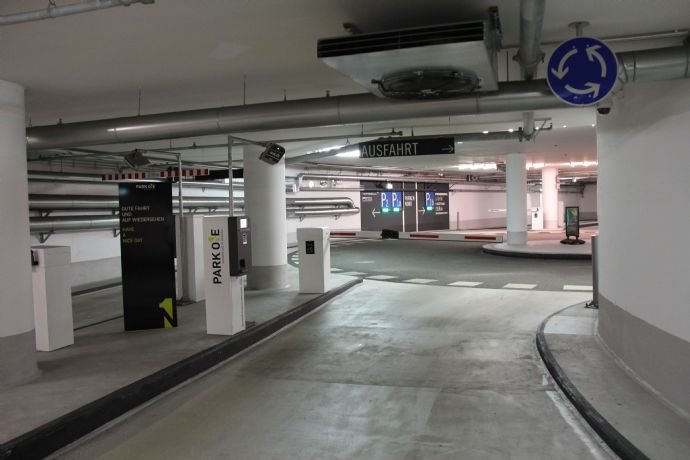 Tiefgarage zur Miete provisionsfrei 170 € Leopoldstraße 184 Neufreimann München 80804