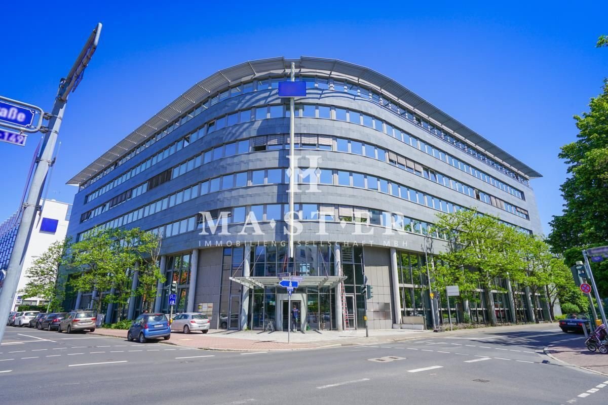 Bürofläche zur Miete 13 € 431 m²<br/>Bürofläche ab 431 m²<br/>Teilbarkeit Niederrad Frankfurt 60528