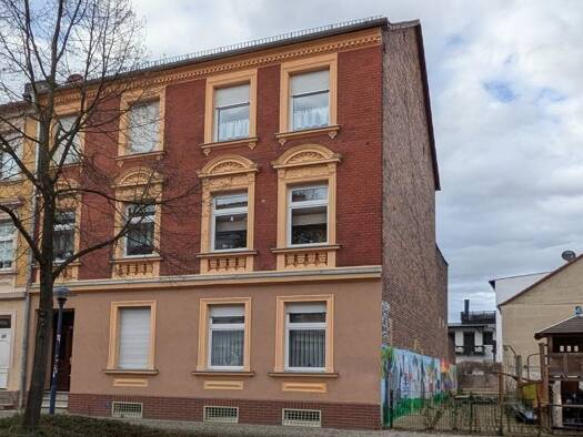 Mehrfamilienhaus zum Kauf als Kapitalanlage geeignet 175.000 € 9 Zimmer 269 m² 347 m² Grundstück Roßlau Dessau-Roßlau 06862