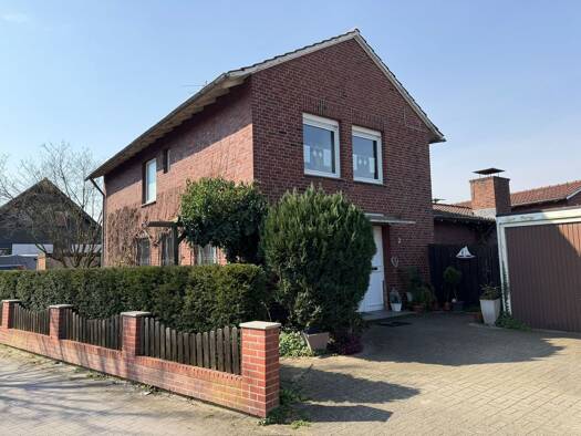 Einfamilienhaus zum Kauf 365.000 € 5 Zimmer 135 m² 715 m² Grundstück frei ab sofort Reckenfeld Greven 48268