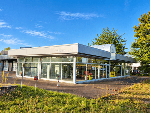 Ausstellungsfläche zum Kauf 269.000 € 5 Zimmer 300 m² Verkaufsfläche teilbar von 130 m² bis 140 m² Grabenweg 2 Sangerhausen Sangerhausen 06526