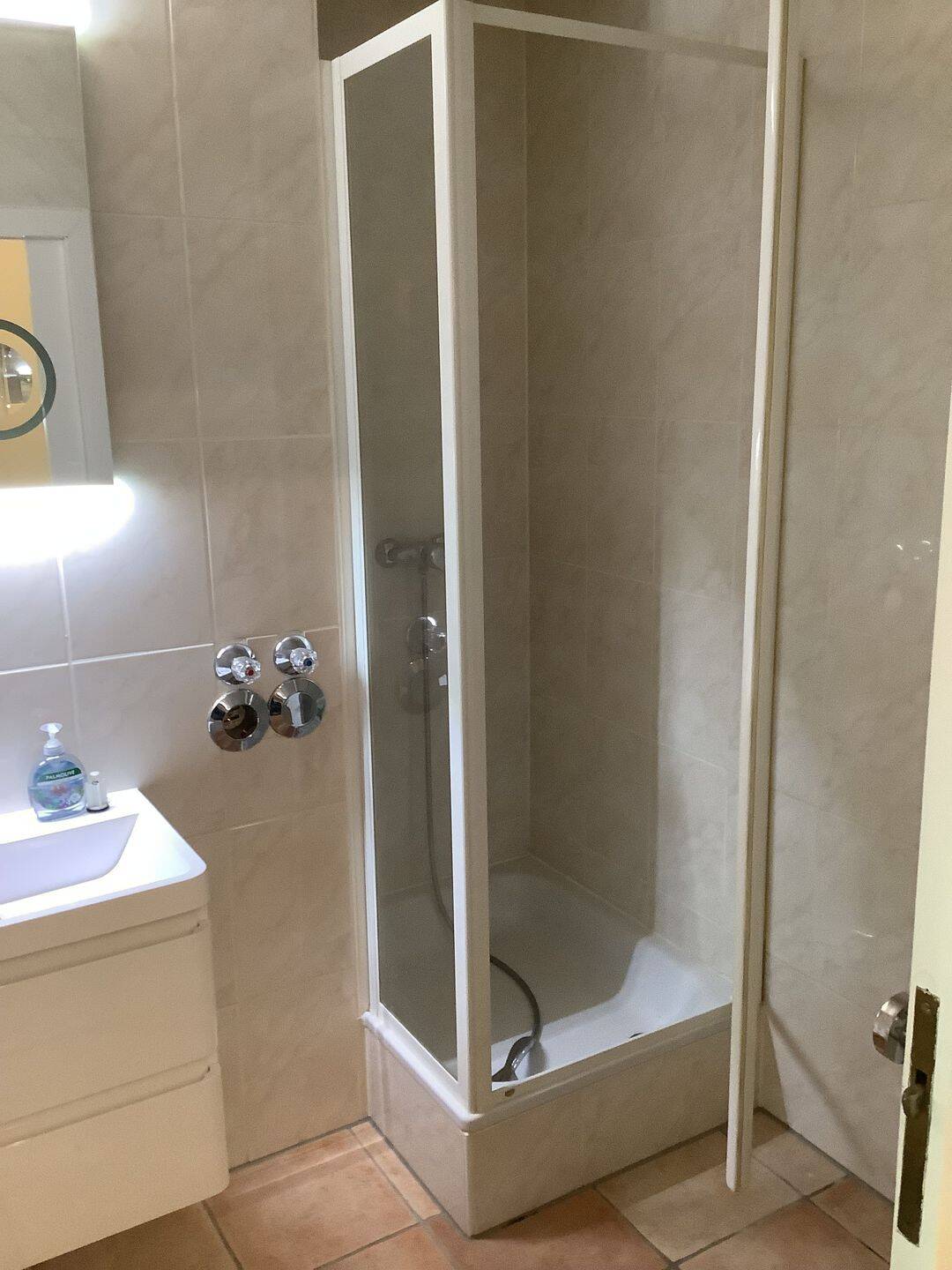 Ismaning: Ruhige 2-Zimmer-Wohnung in grünem Umfeld und Isarnähe. – Ismaning – Vorschaubild 5