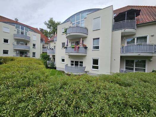 Wohnung zur Miete 300 € 2 Zimmer 52,6 m² 1. Geschoss frei ab sofort Gartenstraße 8 Neunheilingen 99994