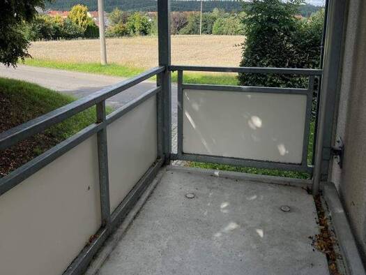 Wohnung zur Miete 400 € 3 Zimmer 66,5 m² Dorfhain 01738