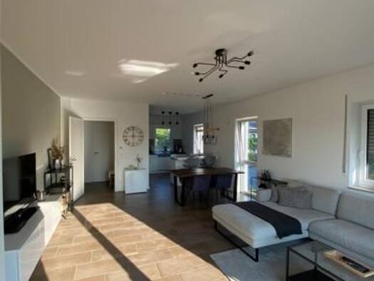 Terrassenwohnung zur Miete 1.250 € 3 Zimmer 101 m² EG frei ab 01.02.2026 Hemhofen 91334