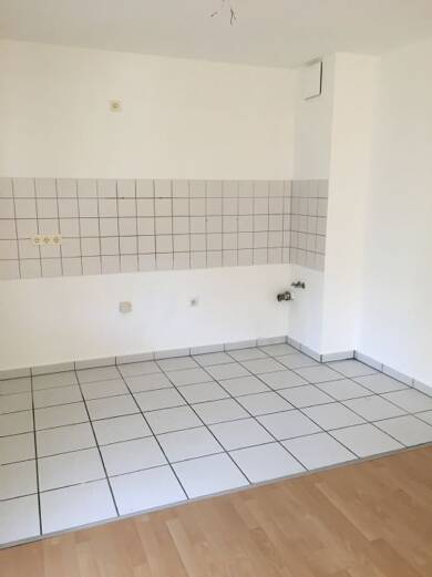 Studio zur Miete 600 € 2,5 Zimmer 50 m² 1. Geschoss frei ab sofort Hermülheim Hürth 50354
