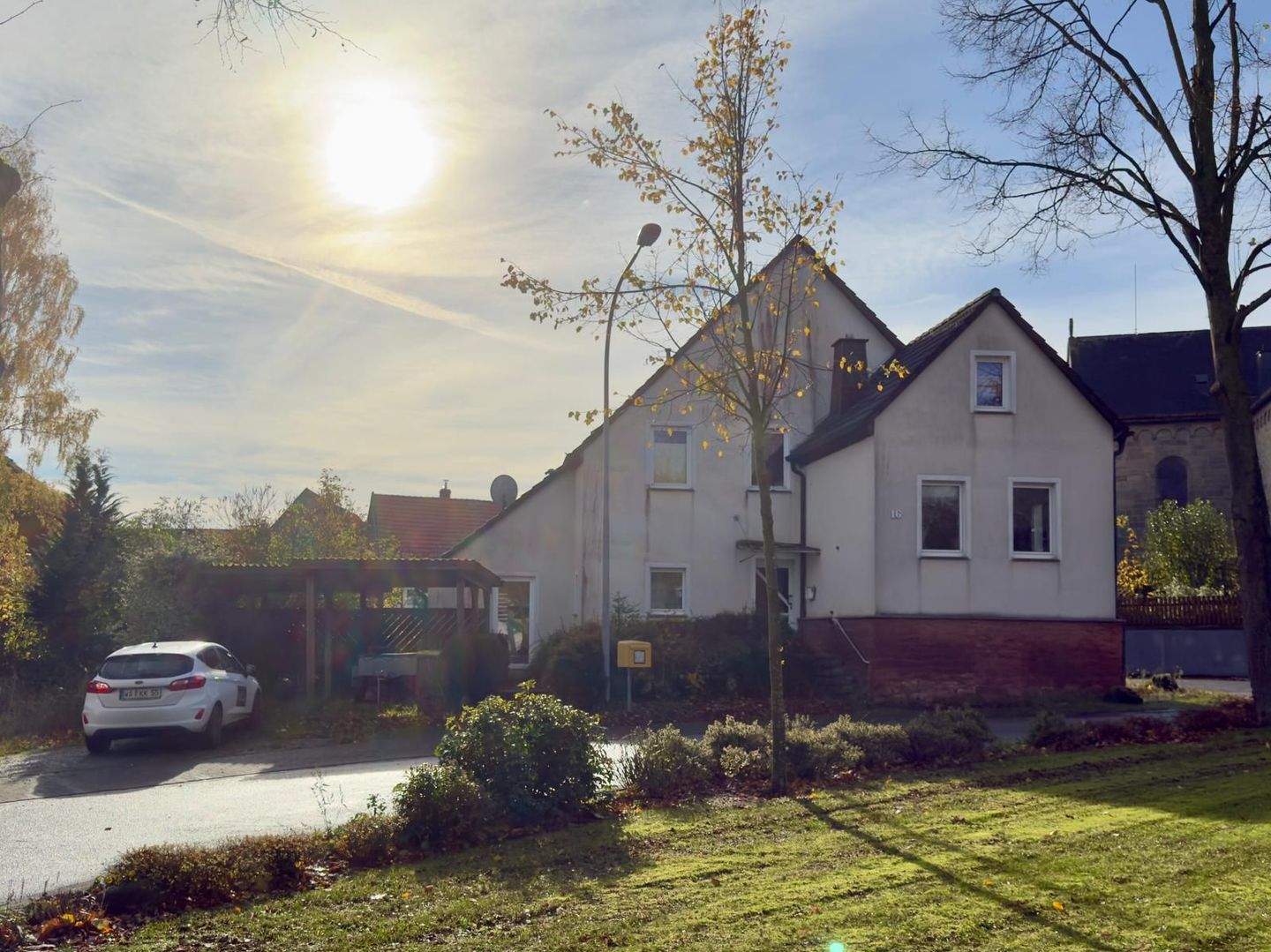 Immobilie in Willebadessen - Familienfreundliches Wohnhaus in Löwen mit Garten, Terrasse und Wintergarten - Bild 2