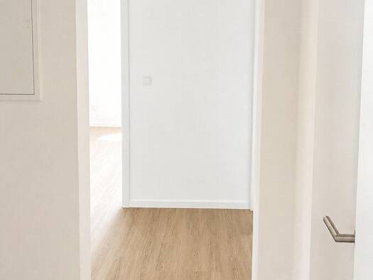 Wohnung zur Miete 736 € 3 Zimmer 77,5 m² 2. Geschoss frei ab sofort Uffenheim Uffenheim 97215