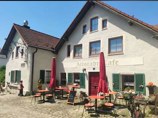 Stadthaus zum Kauf provisionsfrei 645.000 € 10 Zimmer 230 m² 250 m² Grundstück Beilngries 92339