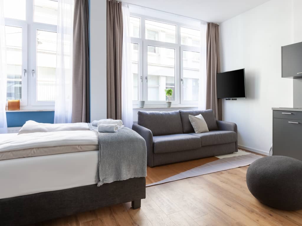 Wohnung zur Miete Wohnen auf Zeit 1.785 € 1 Zimmer 28 m²<br/>Wohnfläche 31.01.2025<br/>Verfügbarkeit Hutfilterstraße Altstadt Bremen 28195