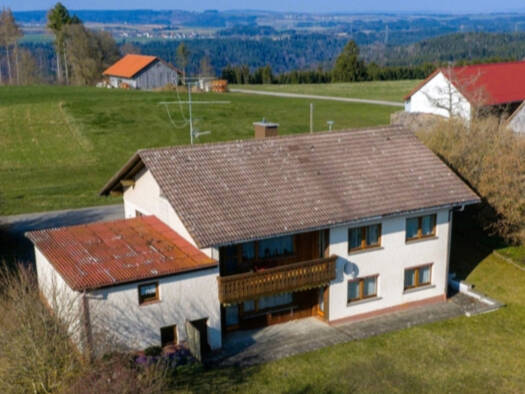 Einfamilienhaus zum Kauf 349.900 € 7 Zimmer 182 m² 991 m² Grundstück Münchingen Wutach-Münchingen 79879
