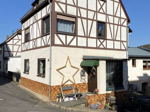 Einfamilienhaus zum Kauf 159.900 € 6 Zimmer 85 m² 125 m² Grundstück Lehmen 56332