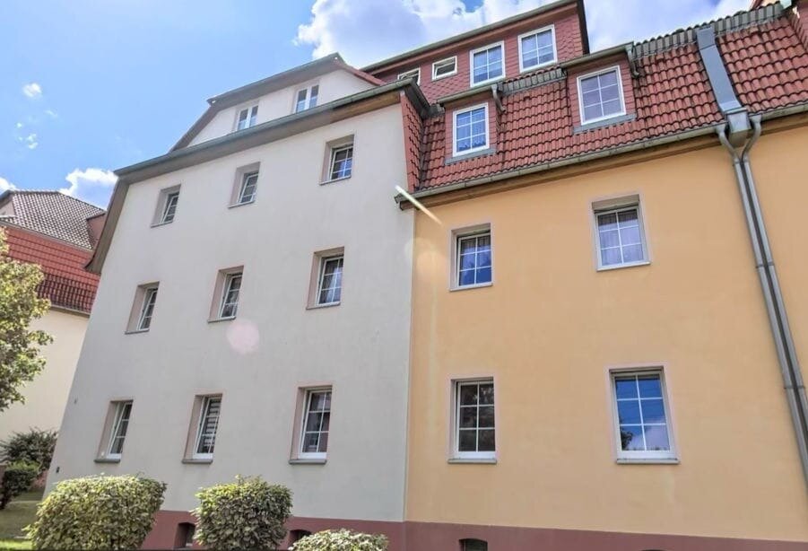 Wohnung zum Kauf 93.000 € 3 Zimmer 74,3 m²<br/>Wohnfläche 3.<br/>Geschoss ab sofort<br/>Verfügbarkeit Gebiet Talstraße / Trillerberg Zwickau 08066