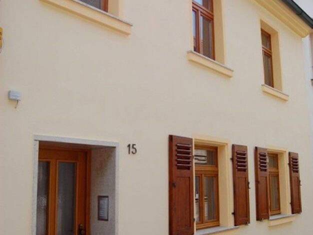 Reihenmittelhaus zur Miete 1.680 € 3,5 Zimmer 102 m² 98 m² Grundstück frei ab 15.02.2026 Kuttlerstr. 15 Innenstadt Erlangen 91054