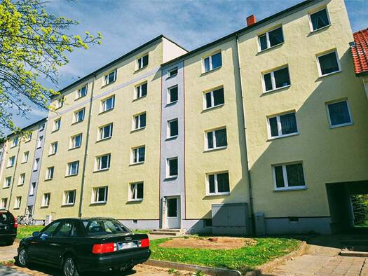 Wohnung zur Miete 830 € 3 Zimmer 87 m² 1. Geschoss frei ab sofort Schwedter Straße 13 Prenzlau 17291