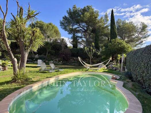 Einfamilienhaus zum Kauf provisionsfrei 780.000 € 8 Zimmer 289 m² 2.299 m² Grundstück Les Freres-Les Cancades-Les Ginestes Signes 83870