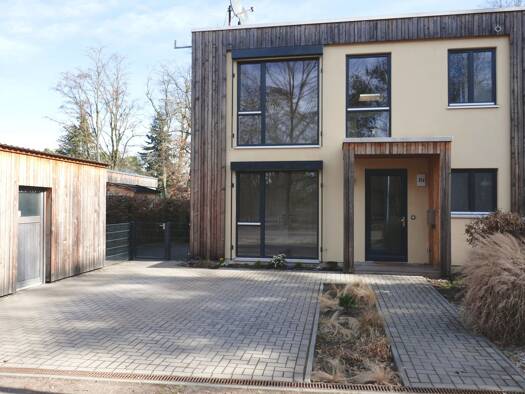 Doppelhaushälfte zur Miete 1.680 € 4 Zimmer 385 m² 385 m² Grundstück frei ab sofort Schmöllner Weg Neustadt Brandenburg an der Havel 14776