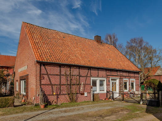 Einfamilienhaus zum Kauf 145.000 € 4 Zimmer 110 m² 2.319 m² Grundstück Woltersdorf 29497