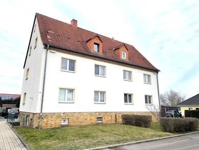 Wohnung zur Miete 190 € 2 Zimmer 39 m² Dachgeschoss, 2. Geschoss frei ab sofort Richard-Wagner-Straße 16, OT Deutzen Neukieritzsch Neukieritzsch 04575