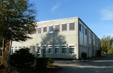 Bürofläche zur Miete 9 € 4 Zimmer 115 m² Bürofläche Zwickauer Str. 8 Oberasbach Oberasbach 90522
