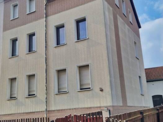 Doppelhaushälfte zum Kauf 69.000 € 10 Zimmer 144 m² 1.024 m² Grundstück Rositz 04617