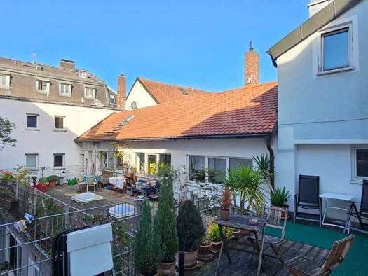 Mehrfamilienhaus zum Kauf als Kapitalanlage geeignet 1.910.000 € 570 m² 410 m² Grundstück Innenstadt Regensburg 93047