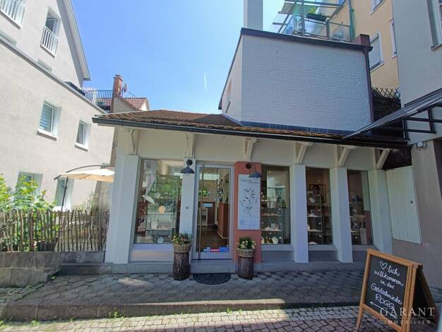 Laden zur Miete 1.660 € 57 m² Verkaufsfläche Wilhelmstraße 121 Innenstadt Reutlingen 72764
