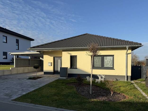 Einfamilienhaus zum Kauf 399.000 € 4 Zimmer 120 m² 636 m² Grundstück Zur Tränke 20 Thalheim Bitterfeld-Wolfen 06766