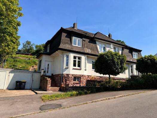 Doppelhaushälfte zum Kauf 199.000 € 7 Zimmer 160 m² 478 m² Grundstück Stadtoldendorf 37627
