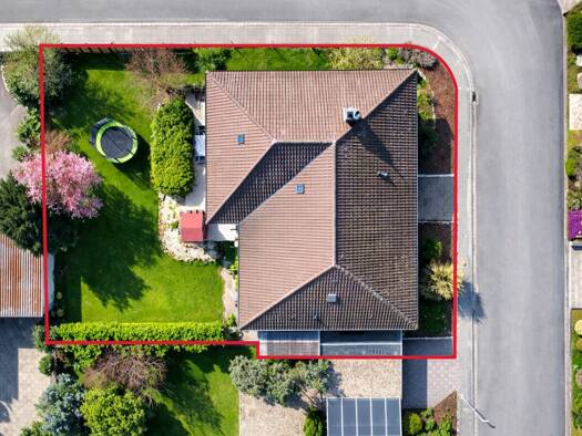 Bungalow zum Kauf 499.000 € 4 Zimmer 140,9 m² 652 m² Grundstück Altrip 67122