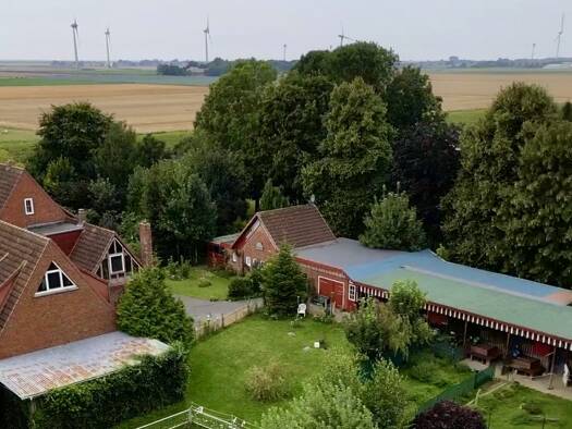 Haus zum Kauf 849.000 € 20 Zimmer 552,1 m² 7.771 m² Grundstück Kronprinzenkoog 25709