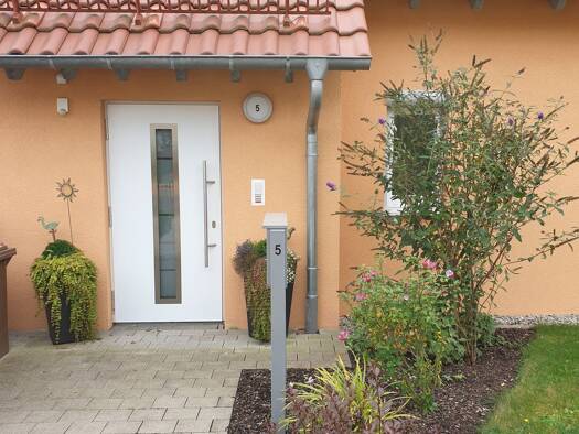 Doppelhaushälfte zum Kauf provisionsfrei 466.000 € 5 Zimmer 122 m² Absberg 91720