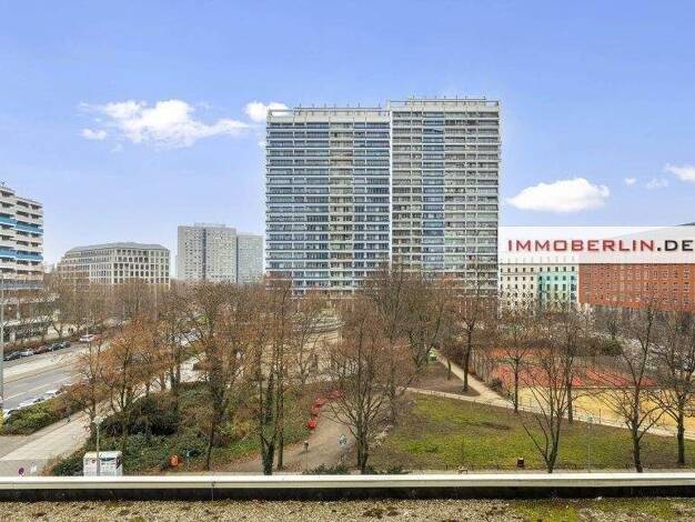 Wohnung zum Kauf 339.000 € 2 Zimmer 47 m² Mitte Berlin 10117