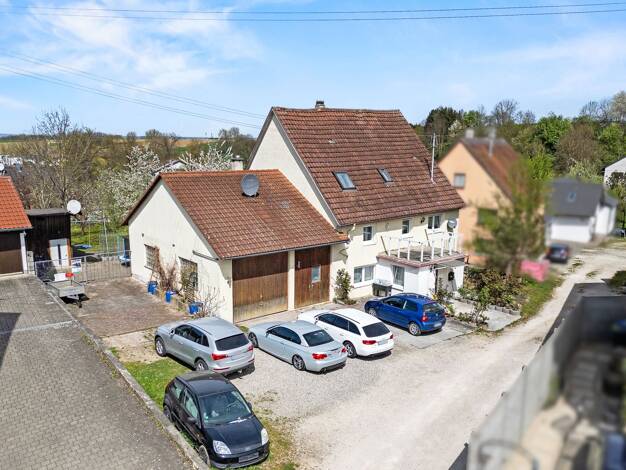 Einfamilienhaus zum Kauf 379.900 € 10 Zimmer 229,8 m² 1.313 m² Grundstück Burgrieden Burgrieden 88483