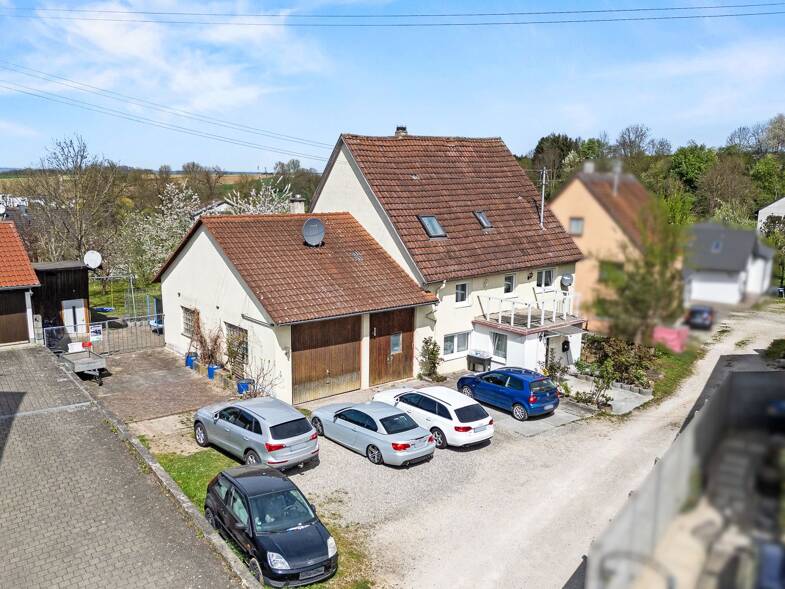 Einfamilienhaus zum Kauf 379.900 € 10 Zimmer 229,8 m² 1.313 m² Grundstück Burgrieden Burgrieden 88483