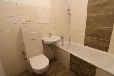 Wohnung zur Miete 519 € 3 Zimmer 68,8 m² 2. Geschoss Chemnitzer Straße 113 Wasserberg - Nord Freiberg 09599