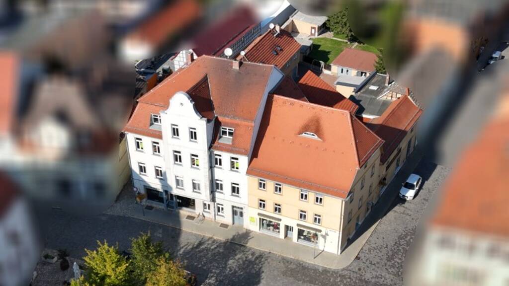 Mehrfamilienhaus zum Kauf 41,5 Zimmer 1.110 m² 1.719 m² Grundstück frei ab sofort Buttstädt 99628