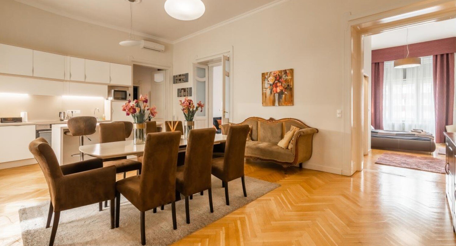 Wohnung zum Kauf provisionsfrei 1.026.000 € 8 Zimmer 245 m²<br/>Wohnfläche Budapest 1051