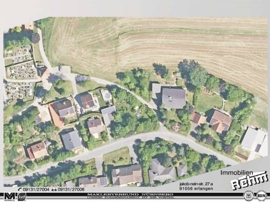 Grundstück zum Kauf 106.000 € 742 m² Grundstück Langenfeld Langenfeld 91474