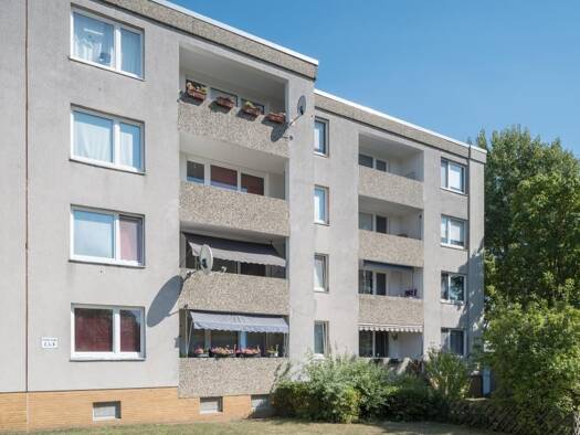 Wohnung zur Miete 619 € 3 Zimmer 76,3 m² 2. Geschoss Stettiner Straße 2 Vorsfelde Wolfsburg 38448