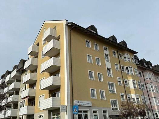 Wohnung zur Miete 425 € 1 Zimmer 38,3 m² 3. Geschoss frei ab 01.02.2026 Max Plank Str. Kagers Straubing 94315