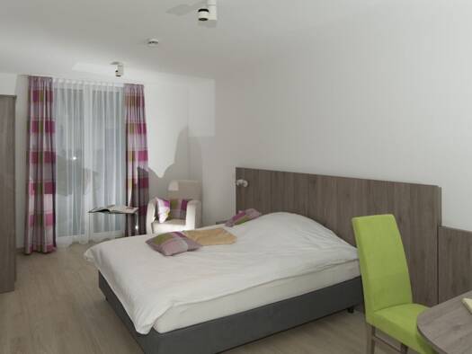 Wohnung zur Miete 1.550 € 1 Zimmer 26 m² 1. Geschoss Bogenhausen München 81927
