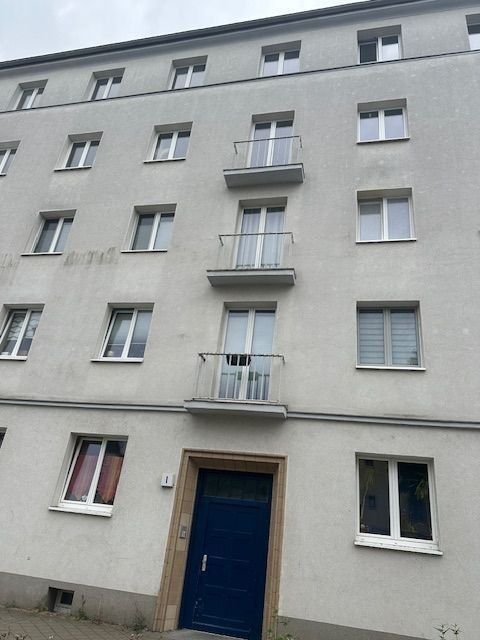 Wohnung zur Miete 450 € 3 Zimmer 72 m²<br/>Wohnfläche 4.<br/>Geschoss ab sofort<br/>Verfügbarkeit Semmelweißstr.1 Insel Magdeburg 39112