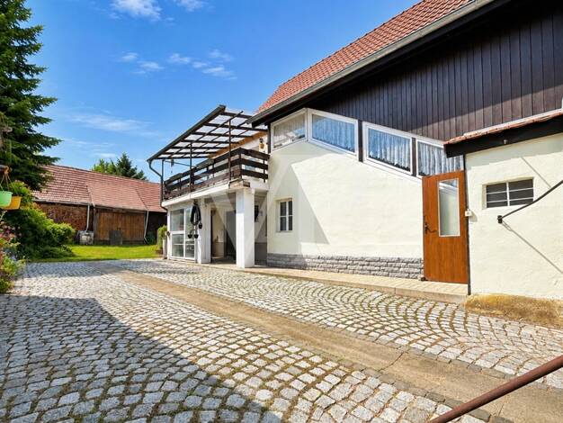 Bauernhaus zum Kauf 113.000 € 7 Zimmer 124 m² 1.204 m² Grundstück Krautheim 99439