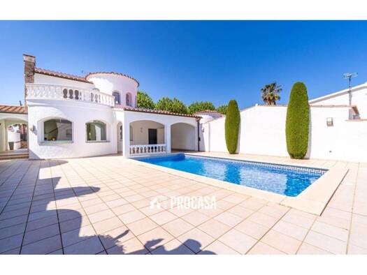 Chalet zum Kauf 1.050.000 € 6 Zimmer 251 m² Castelló d'Empúries 17487