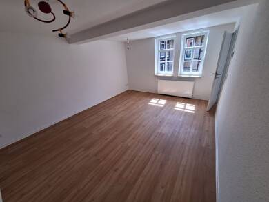 Wohnung zur Miete 480 € 3 Zimmer 80 m² Dachgeschoss, 2. Geschoss frei ab sofort Mühlhausen Mühlhausen/Thüringen 99974