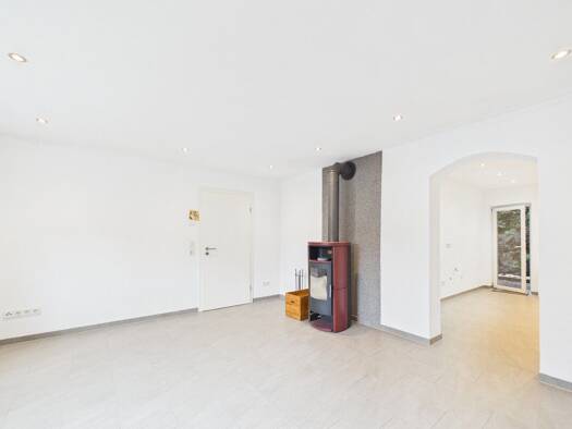 Wohnung zur Miete 900 € 5 Zimmer 96,1 m² Kordel 54306