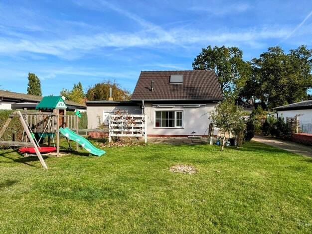 Einfamilienhaus zum Kauf provisionsfrei 396.000 € 3 Zimmer 102 m² 765 m² Grundstück Oranienburg 16515